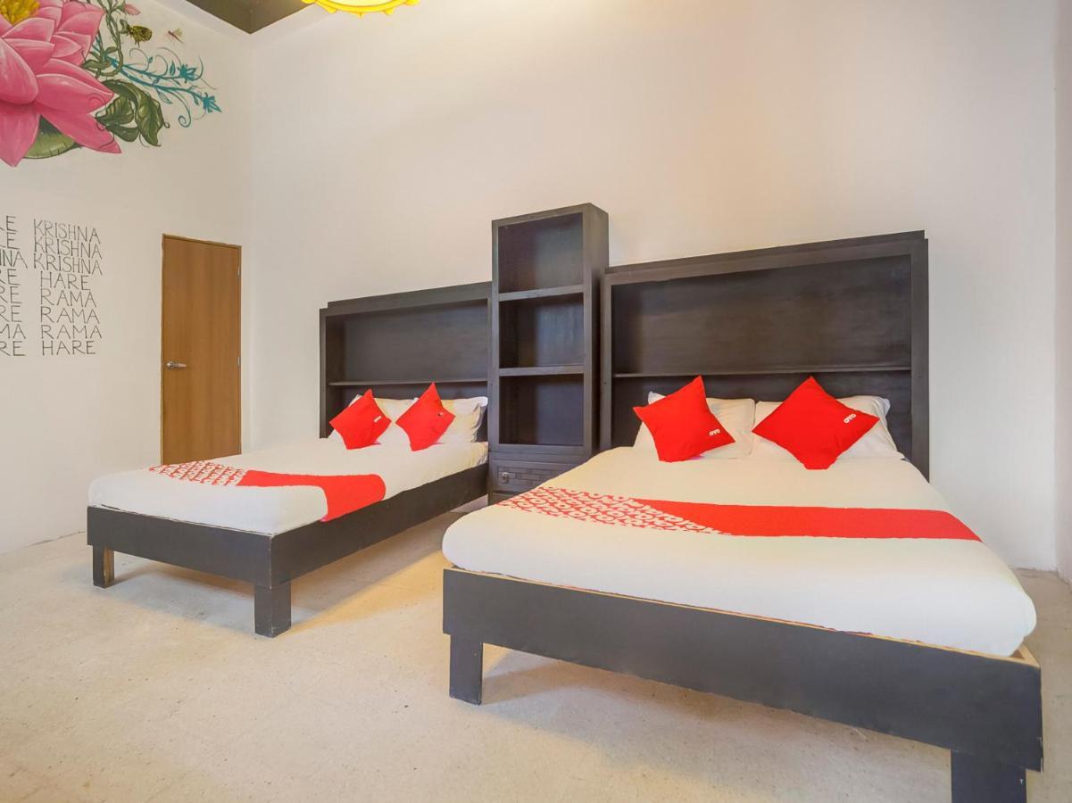 Oyo Hotel Hare Krishna Монтеррей Экстерьер фото