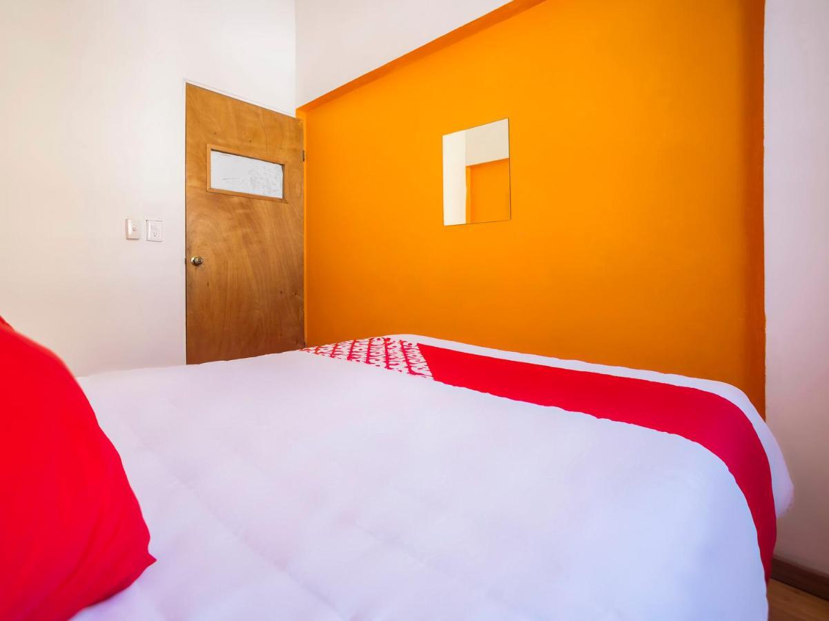 Oyo Hotel Hare Krishna Монтеррей Экстерьер фото
